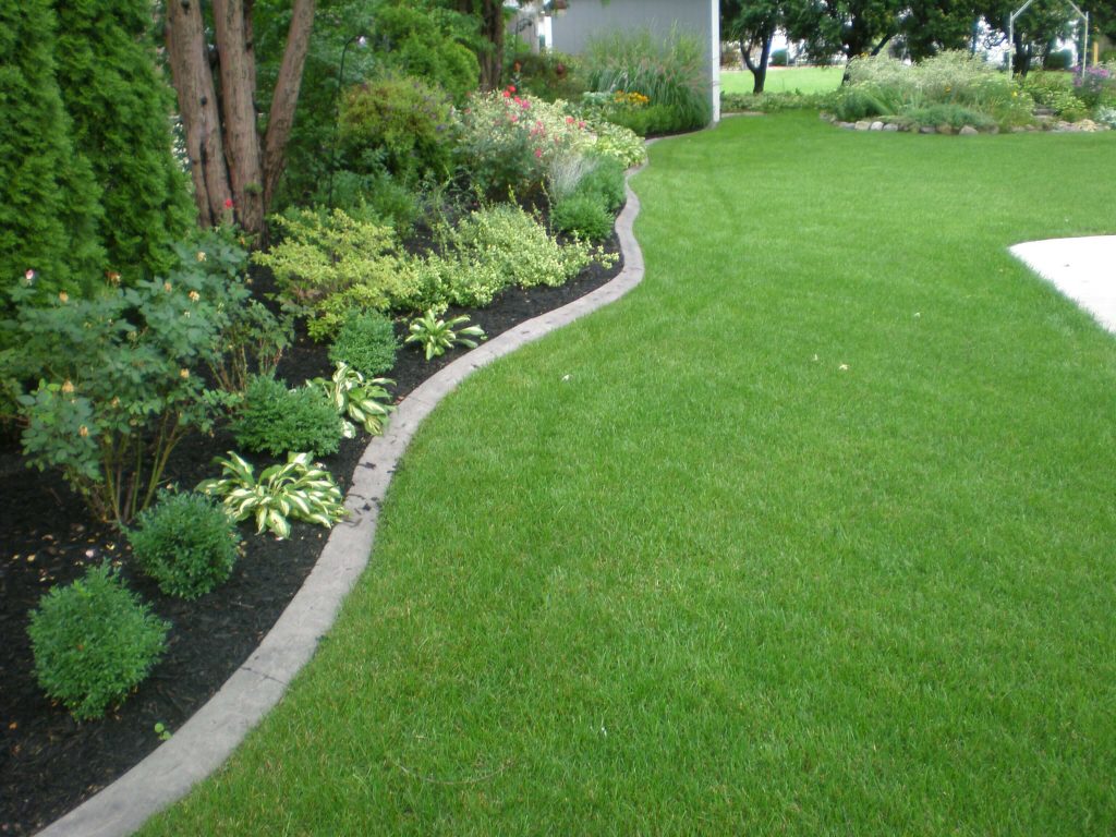 Landscape Curbing - 545 Lawn Care Inc.